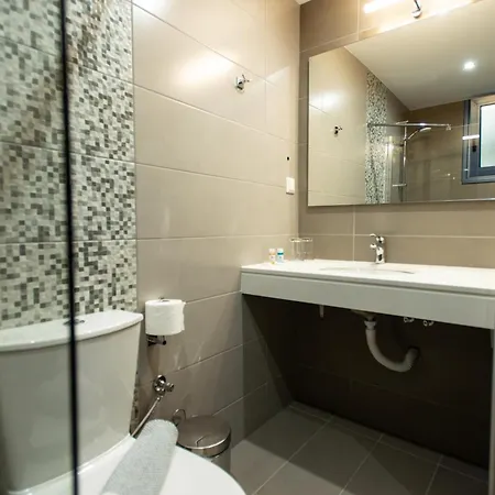 Neos Ikaros Hotel 2*